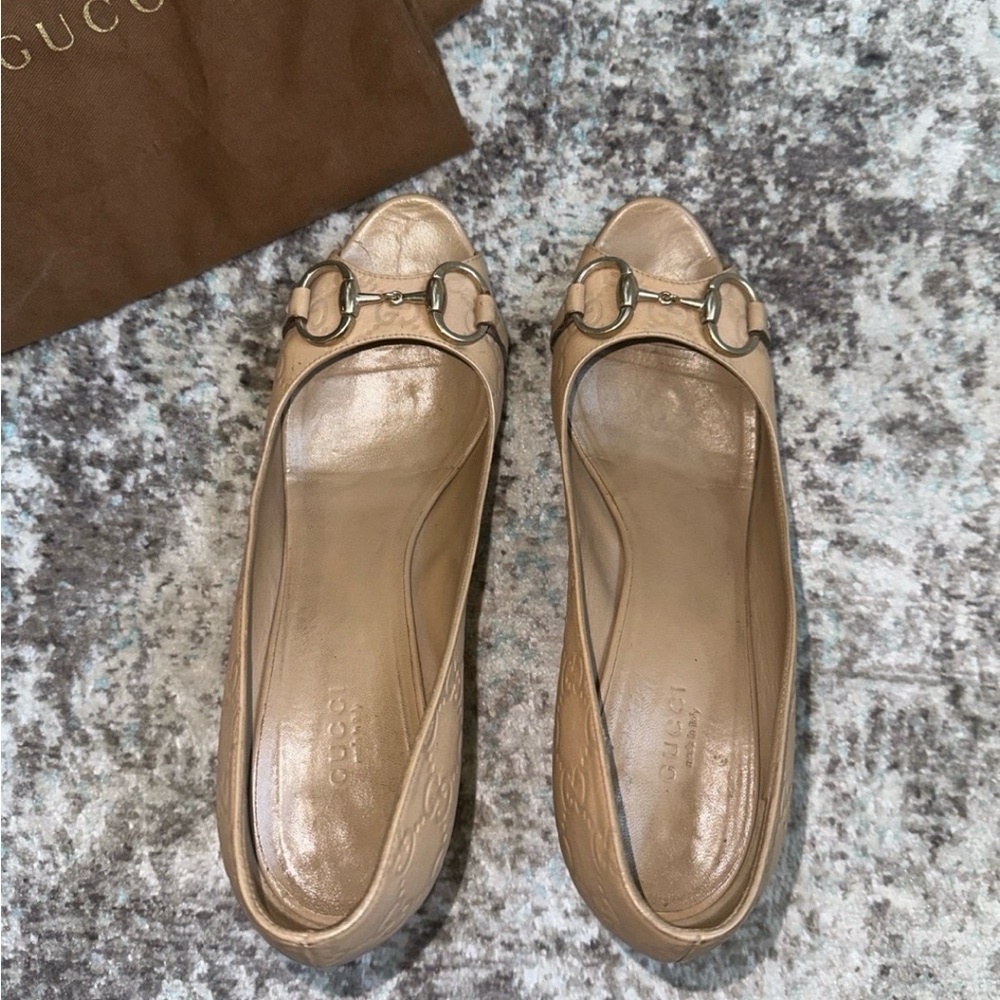 GUCCI Guccissima Horse-bit Leather Peep Toe Pump - Picture 4 of 15